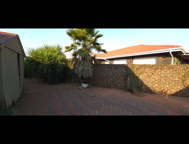 3 BEDROOM HOUSE FOR SALE IN EDELWEISS